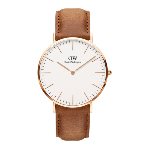 Gold watch 2025 daniel wellington